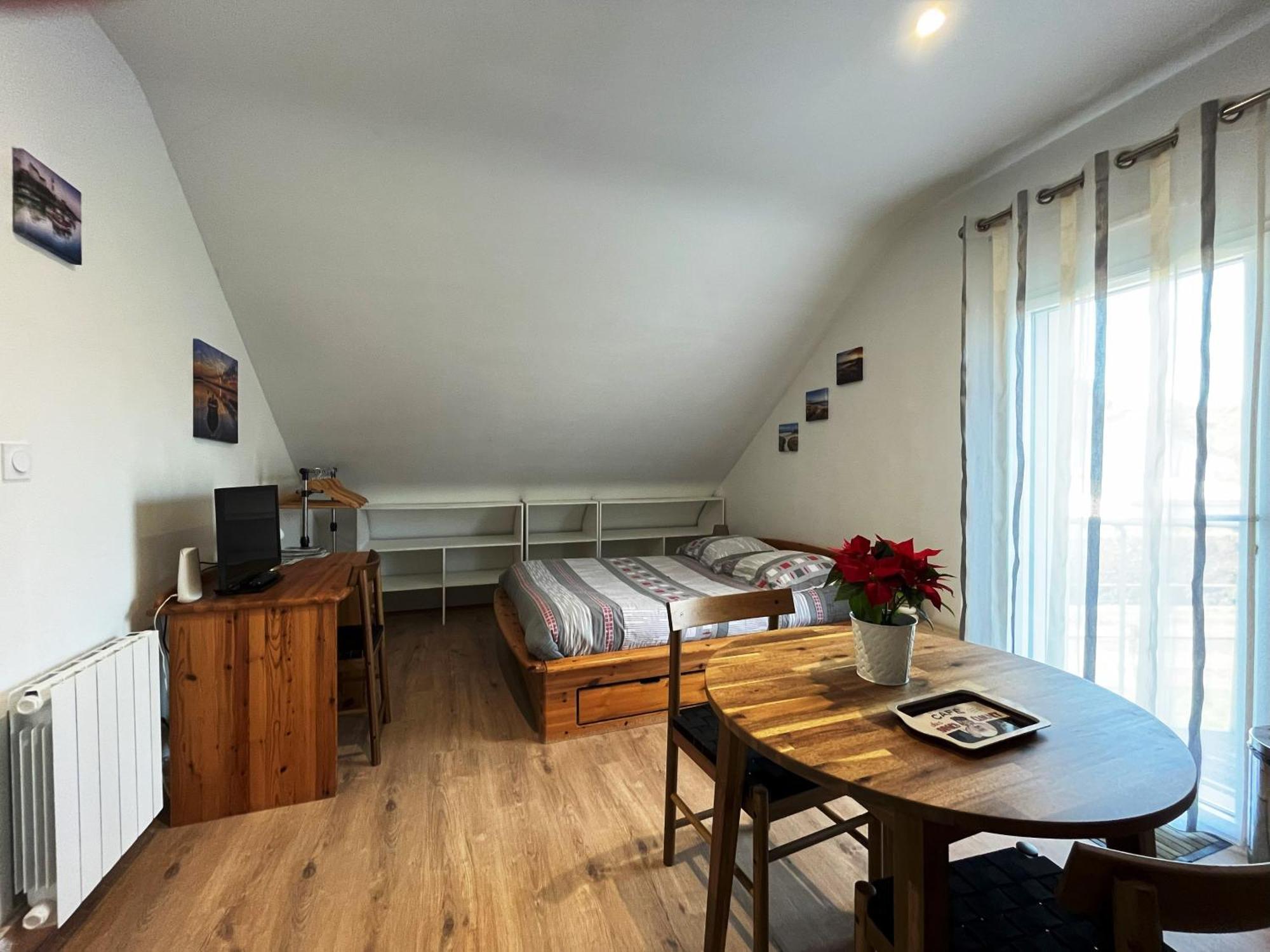 Lomener - La Goelette - 1 Appartement Avec 2 Chambres Et 2 Studios A 450M De La Plage Плёмёр Экстерьер фото