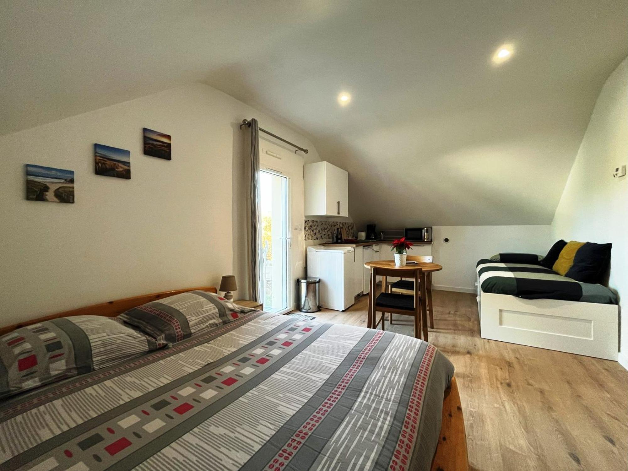 Lomener - La Goelette - 1 Appartement Avec 2 Chambres Et 2 Studios A 450M De La Plage Плёмёр Экстерьер фото